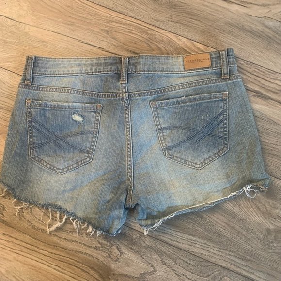 AEROPOSTALE SHORTY DISTRESSED CUT OFF STRETCH JEAN SHORTS 8-EUC - Picture 2 of 6